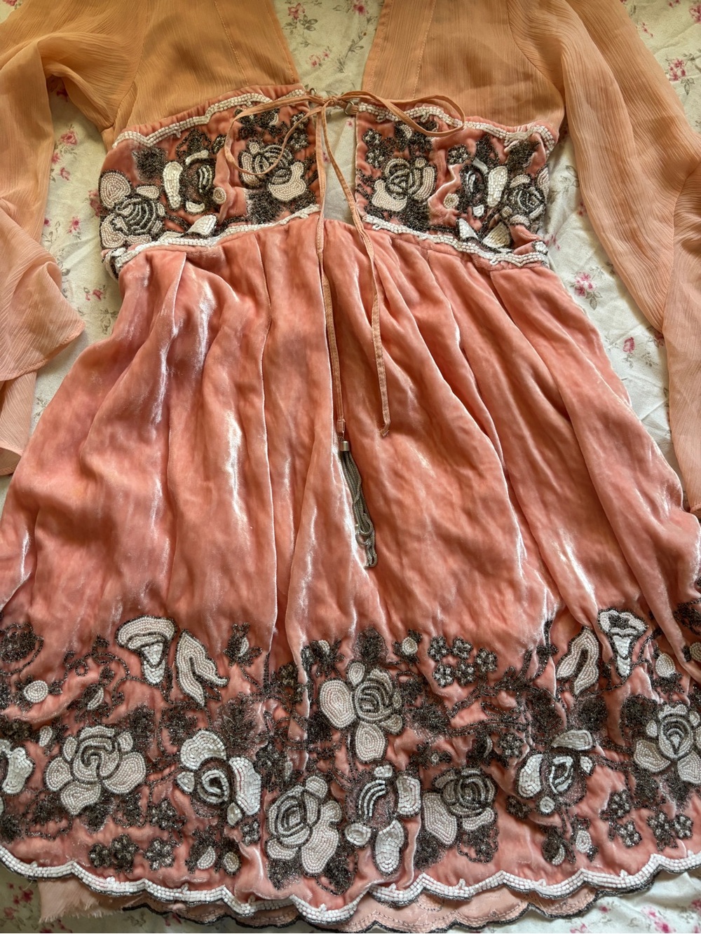 Free people Limited Edition Peach Rose Pink peach Embroidered Velvet Dress - Picture 2 of 7